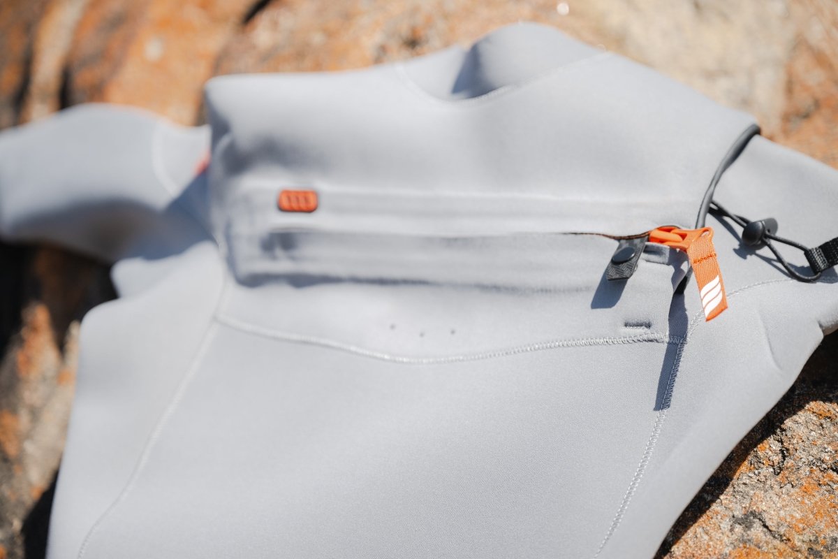 HARDCORE 3x2 STEAMER GREY/DESERT RED - West Surfing